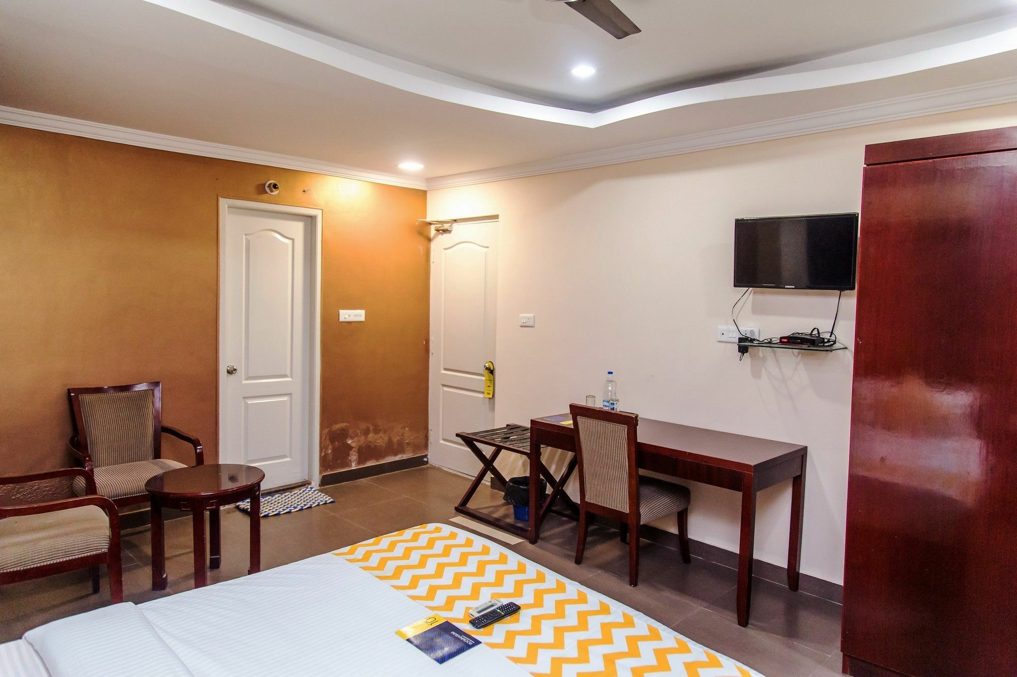 Fabexpress Oriental Suites III - Btm Mico Layout Bangalore Esterno foto