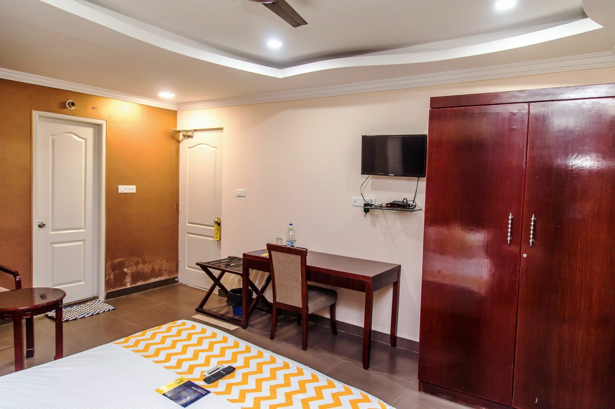 Fabexpress Oriental Suites III - Btm Mico Layout Bangalore Esterno foto